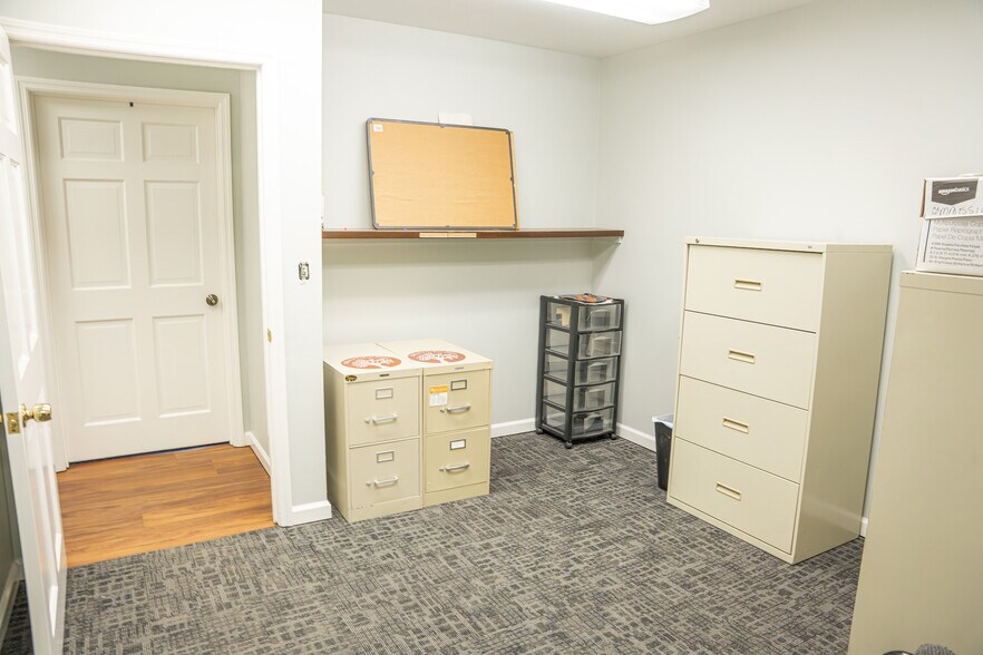 More Photos Of 700 Dalen Ln, Knoxville Distribution For Lease