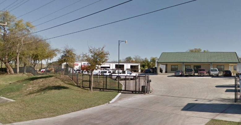 More Photos Of 11618 Nacogdoches Rd, San Antonio Warehouse For Lease