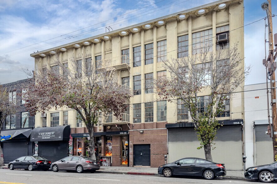 More Photos Of 1114 S Los Angeles St, Los Angeles Warehouse For Sale