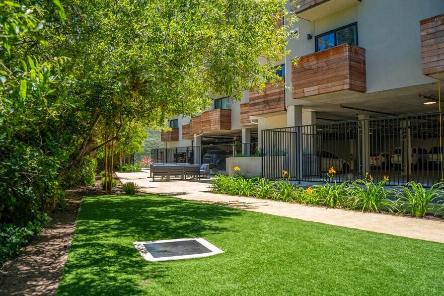 More Photos Of 564 Higuera St, San Luis Obispo Apartments For Sale
