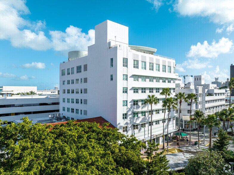 More Photos Of 605 Lincoln Rd, Miami Beach Office Residential For Lease