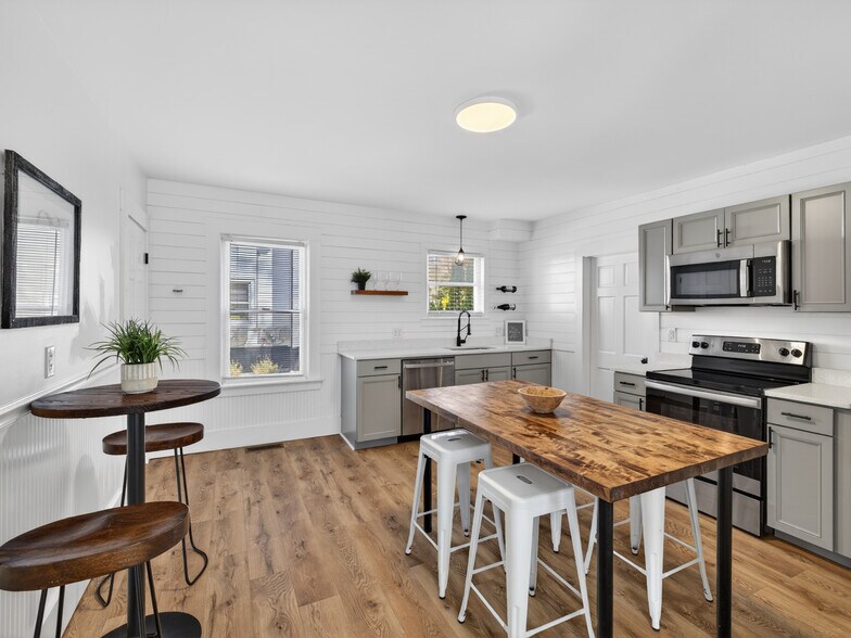 More Photos Of 9 School St St, Mystic Apartments For Sale