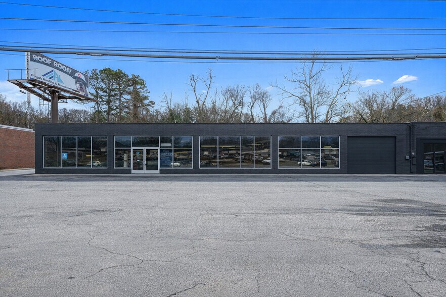 Primary Photo Of 1048 Patton Ave, Asheville Storefront For Lease