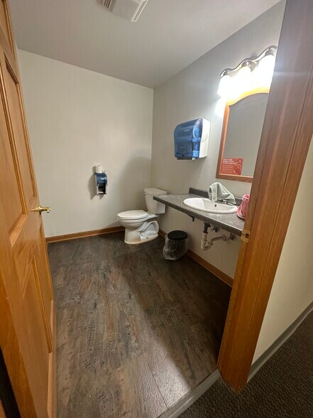 More Photos Of 219 W 1st St, Duluth Office For Lease