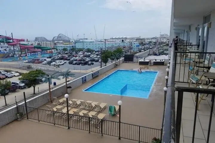 More Photos Of 3400 Atlantic Ave, Wildwood Hotel For Sale