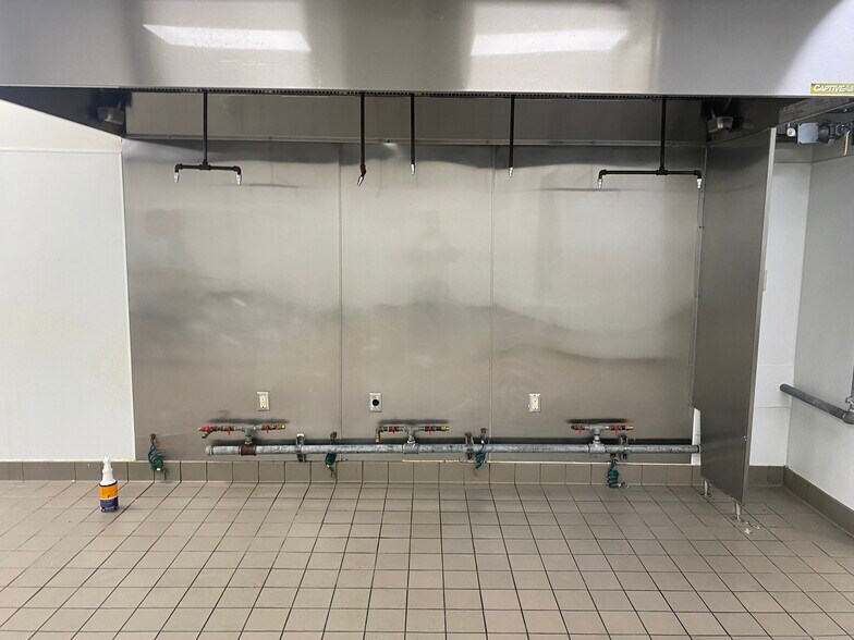 More Photos Of 4122 Campbell Rd, Houston Flex For Sale