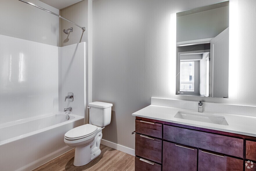 More Photos Of 10 2nd St SE, Minneapolis Apartments For Lease