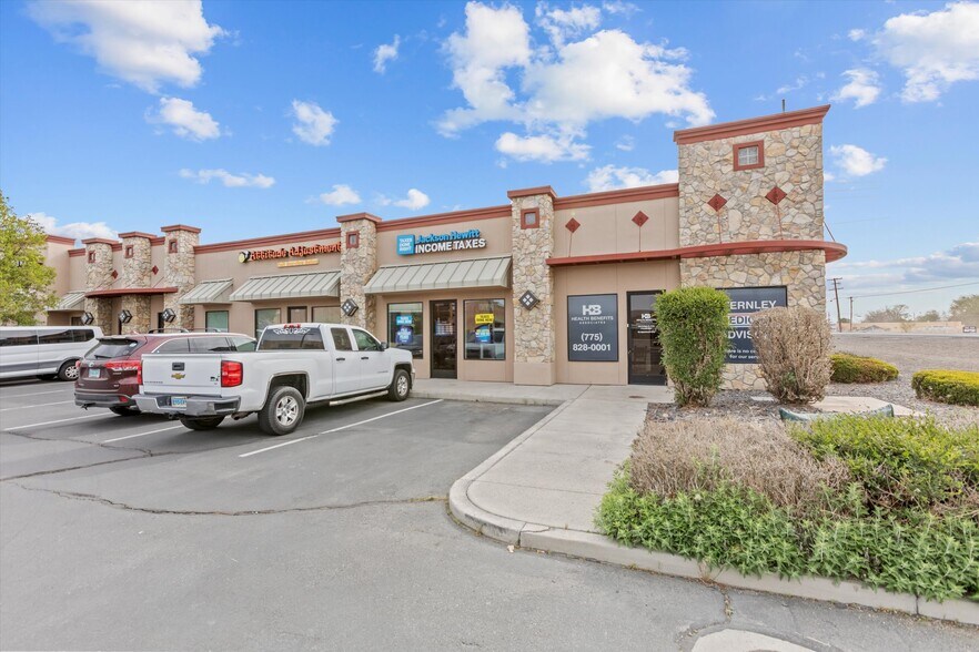 More Photos Of 460 W Main St, Fernley Freestanding For Sale