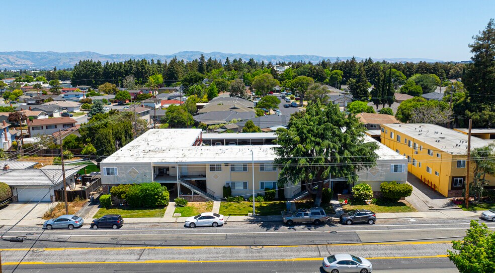 More Photos Of 935 Pomeroy Ave, Santa Clara Apartments For Sale