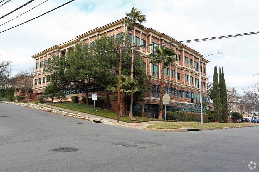 More Photos Of 1700 Rio Grande St, Austin Office For Sale