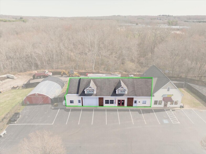 More Photos Of 323 Clarks Falls Rd, North Stonington Freestanding For Lease