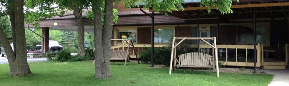 More Photos Of 525 Main Ave N, Harmony Hotel For Sale