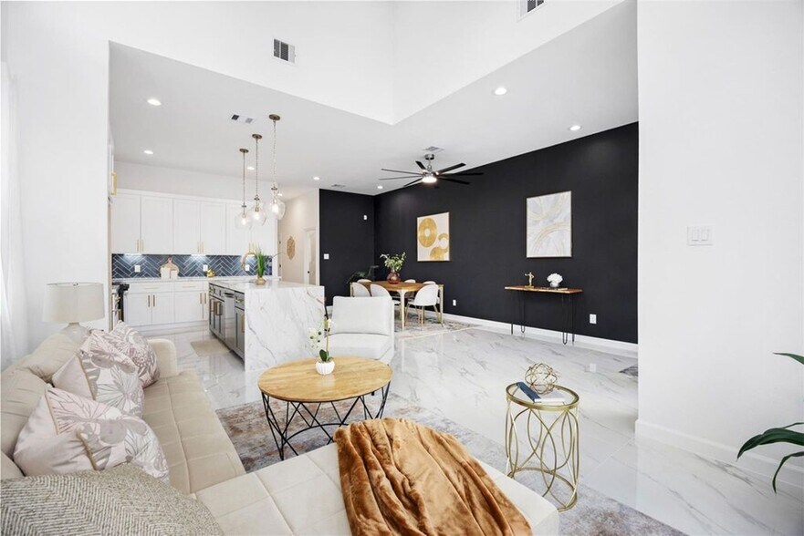 More Photos Of 6314 Crest st, Houston Multifamily For Sale