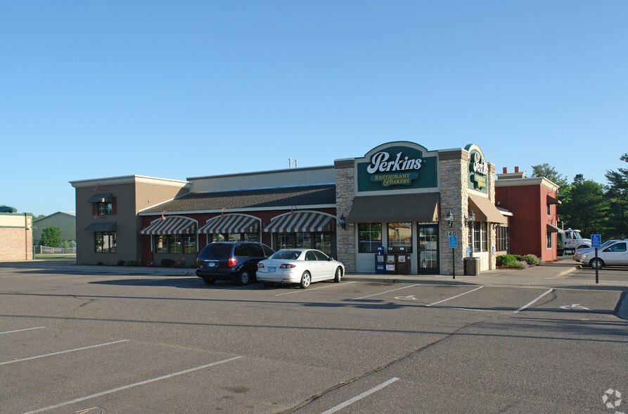 Primary Photo Of 140 Garfield St N, Cambridge Restaurant For Sale