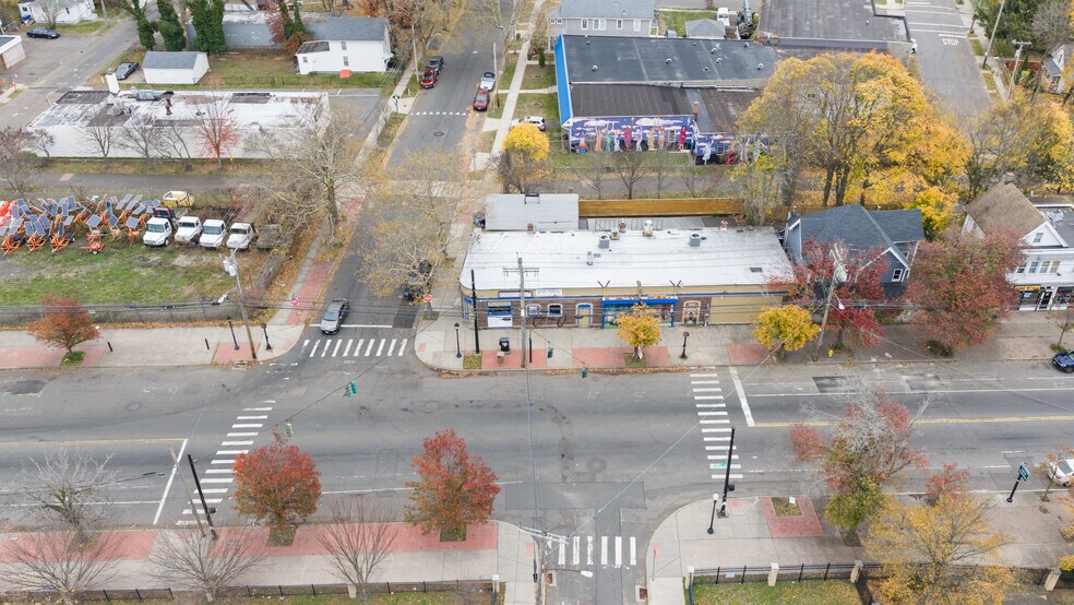 More Photos Of 811 Dixwell Ave, Hamden Flex For Sale