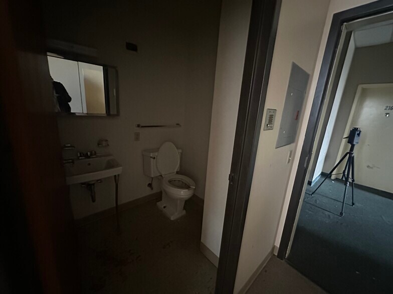 More Photos Of 215 Lelia St, Pittsburgh Apartments For Sale