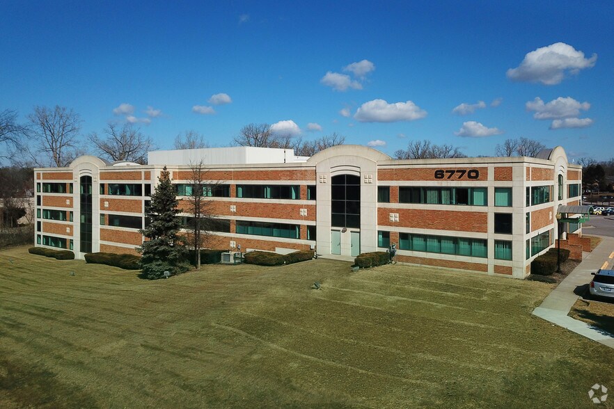 Primary Photo Of 6770 Dixie Hwy, Village of Clarkston Medical For Lease