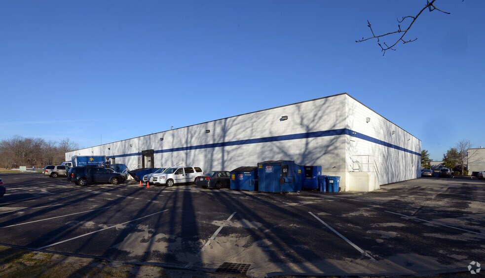 More Photos Of 70 Catamore Blvd, East Providence Office For Lease