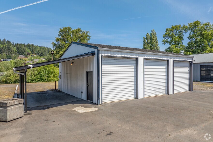 More Photos Of 97 SE Conyers St, Clatskanie General Retail For Sale