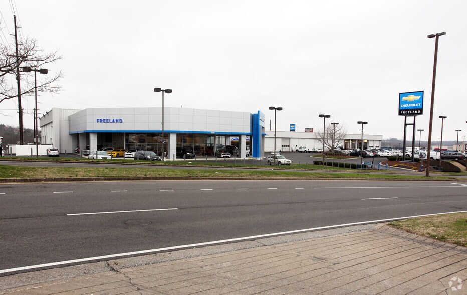 More Photos Of 5333 Hickory Hollow Pky, Antioch Freestanding For Lease