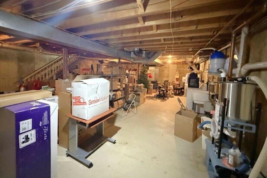 More Photos Of 1550-1558 McDaniel Dr, West Chester Office For Sale