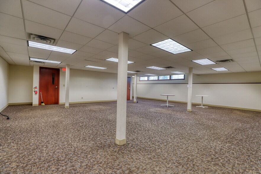 More Photos Of 2722 Park Ave, Minneapolis Office Residential For Sale