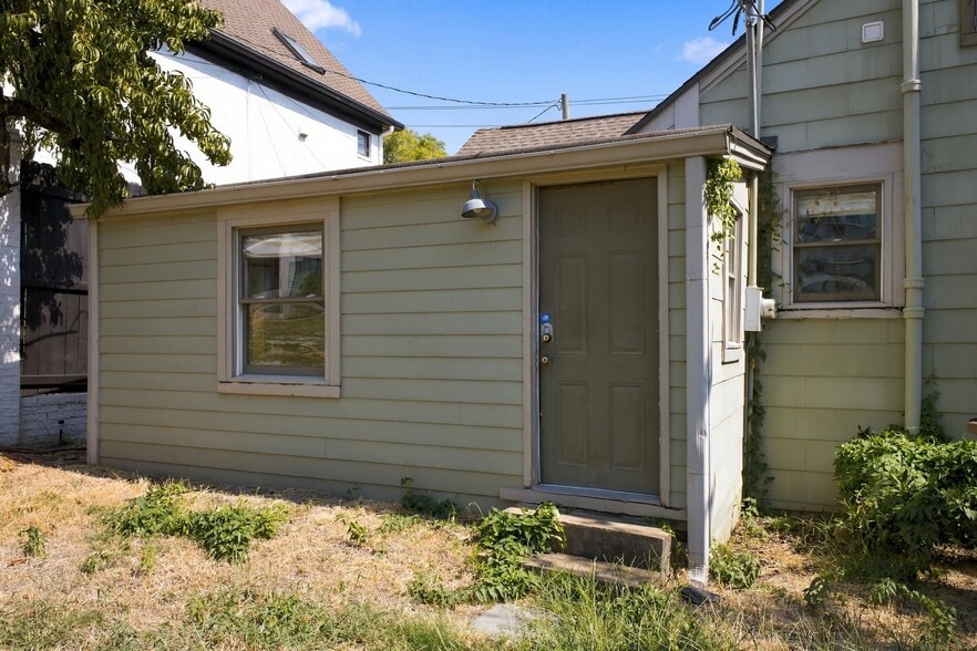 More Photos Of 321 29th Ave N, Nashville Office Residential For Sale