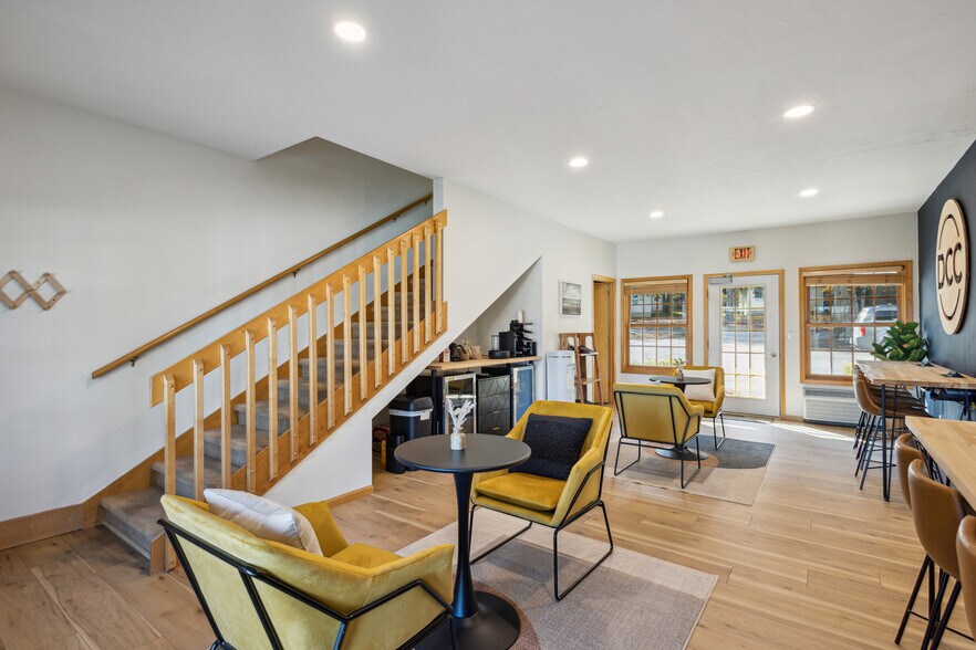 More Photos Of 4140 Bluff, Fish Creek Storefront Retail Office For Sale