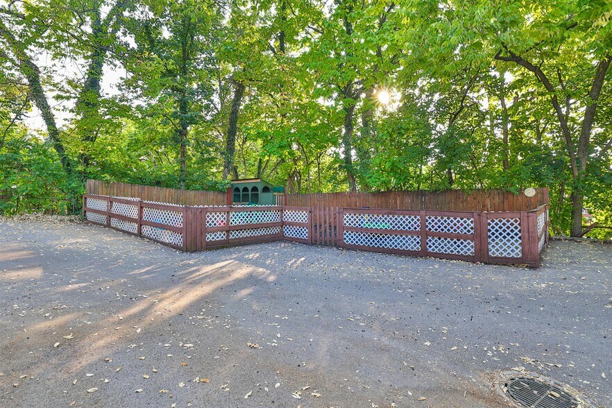 More Photos Of 2651 Highland Ave, Cincinnati Medical For Sale