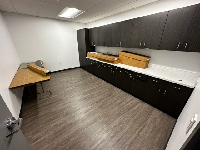 More Photos Of 750 Holiday Dr, Pittsburgh Office Residential For Lease