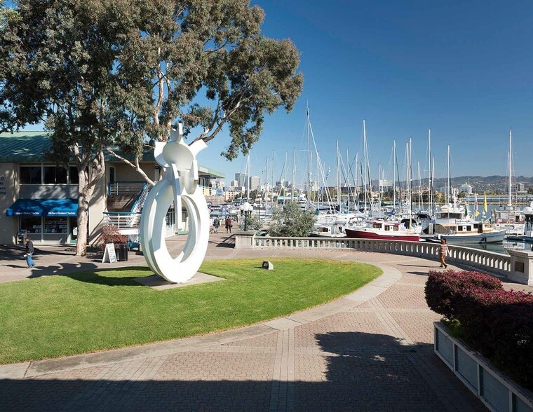 More Photos Of 300 Wind River Way, Alameda Unknown For Lease