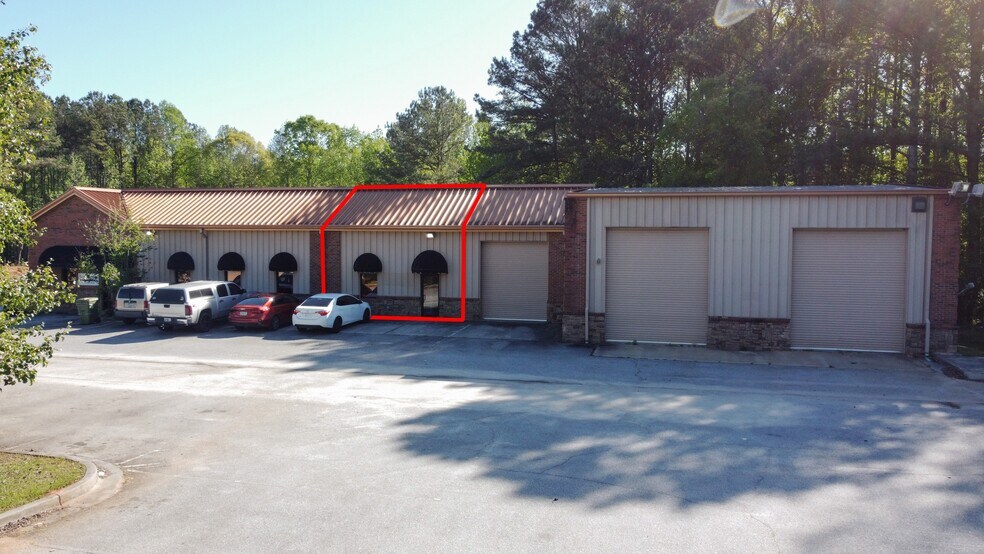 Primary Photo Of 555 Columbia Dr, Carrollton Office For Lease