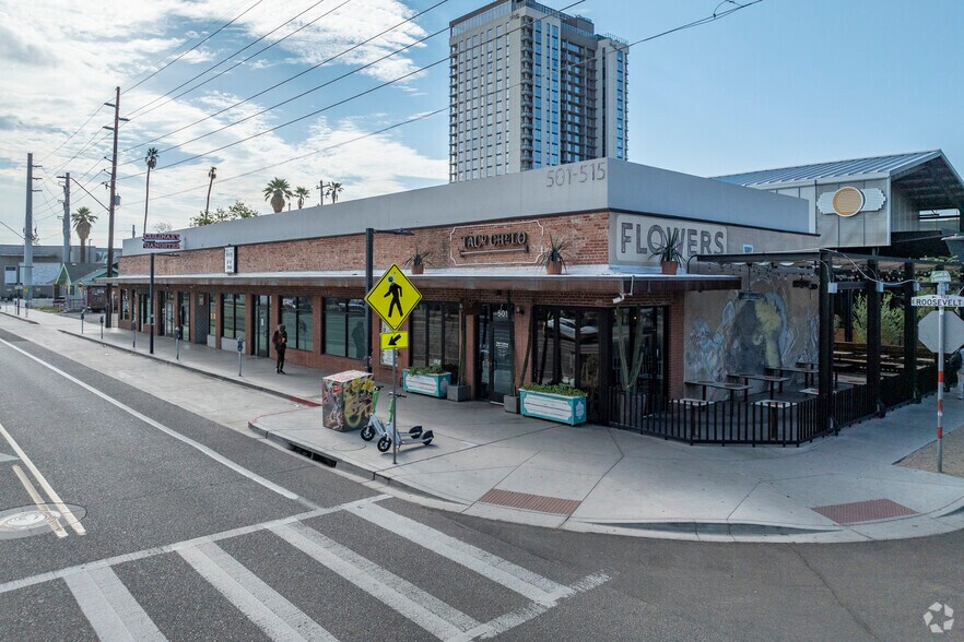 Primary Photo Of 925 N 5th St, Phoenix Restaurant For Lease