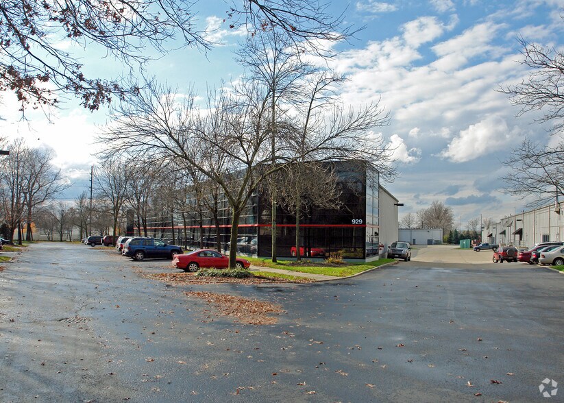 More Photos Of 929 Eastwind Dr, Westerville Office For Lease