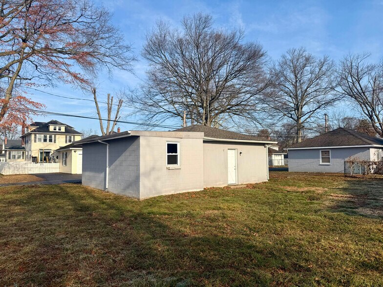 More Photos Of 136 S Parke St, Aberdeen Multifamily For Sale