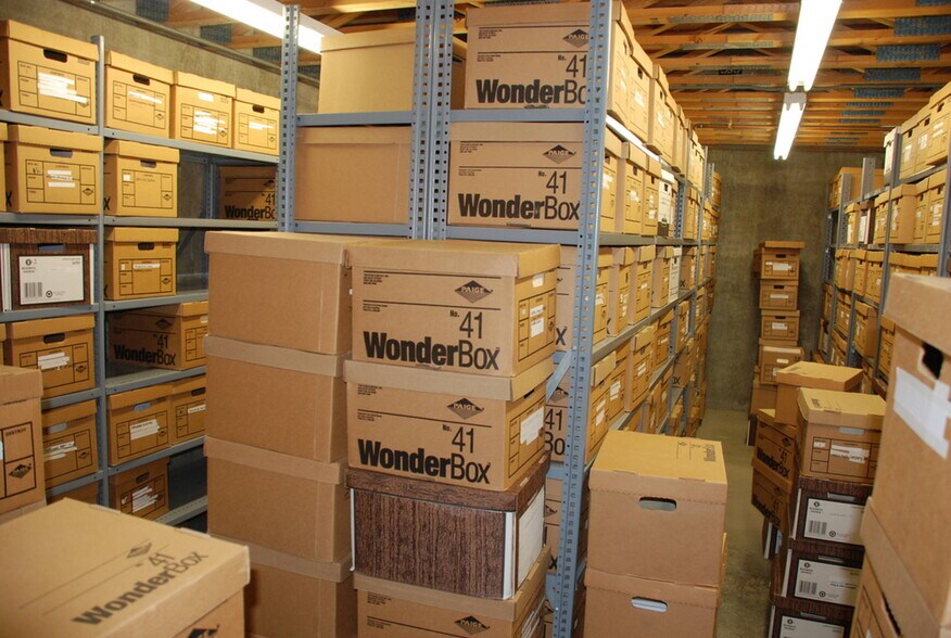 More Photos Of 1605 Perrysburg Holland Rd., Maumee Office For Sale