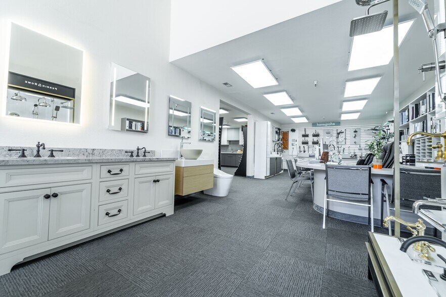 More Photos Of 1435 Huntington Ave, South San Francisco Showroom For Sale