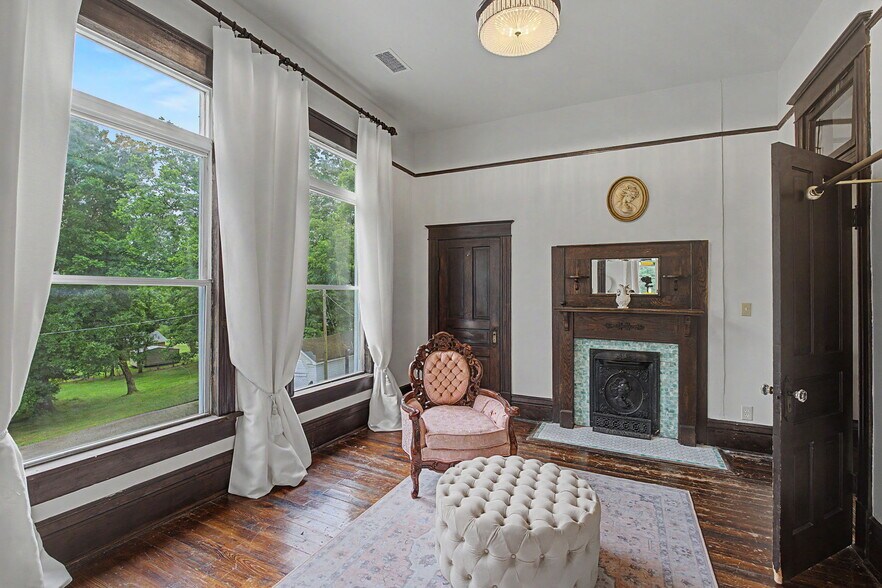 More Photos Of 118 Hwy 309 S, Byhalia Lodge Meeting Hall For Sale