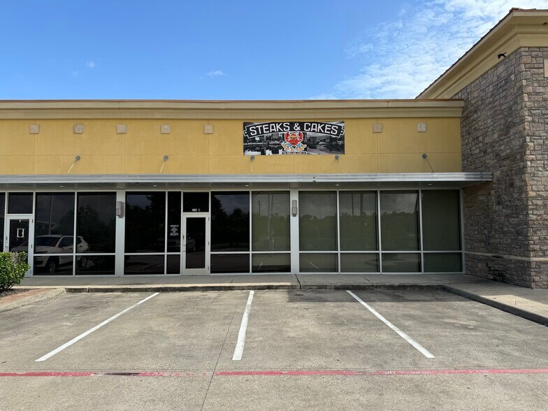 More Photos Of 5735 Bayport Blvd, Seabrook Storefront For Lease