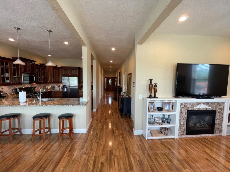 More Photos Of 87 Tennessee St, Murphy Storefront Retail Residential For Sale