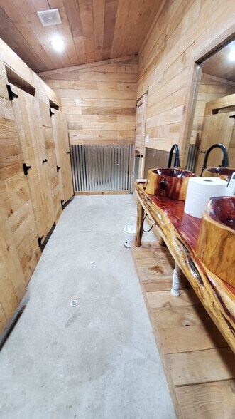 More Photos Of 9611 Gaines Rd, Sugar Land Land For Sale