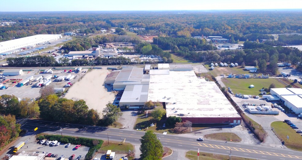 Primary Photo Of 7468 Jonesboro Rd, Jonesboro Warehouse For Lease