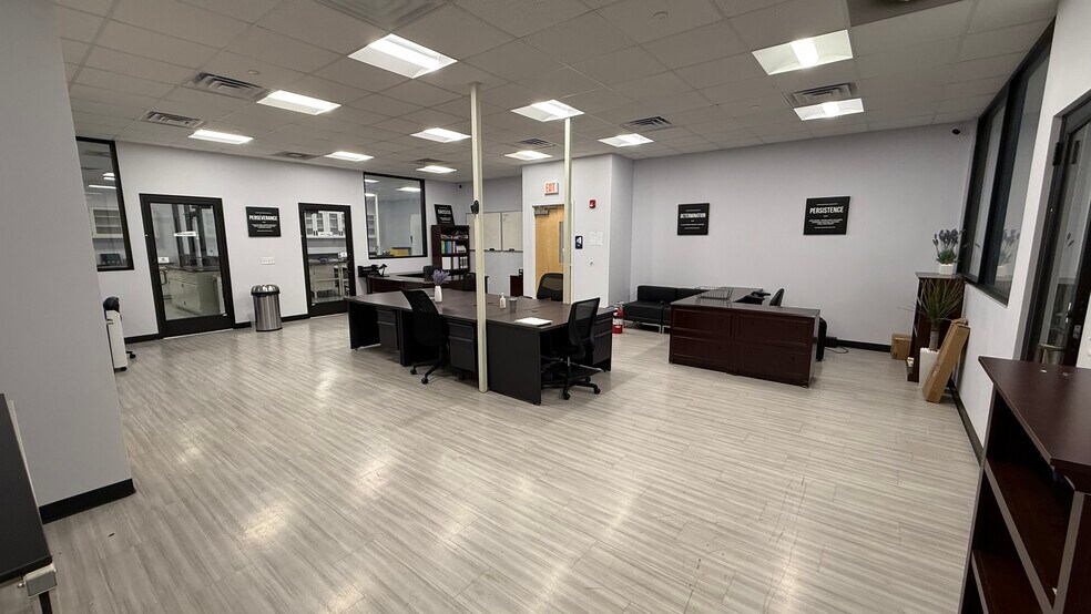 More Photos Of 2550 Brodhead Rd, Bethlehem Flex For Lease