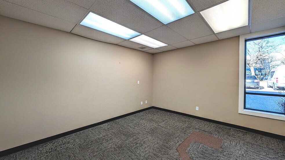 More Photos Of 528 N Main St, Logan Office For Lease