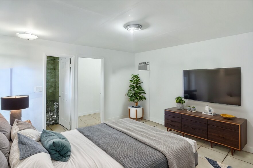 More Photos Of 76 NE 49th St, Miami Apartments For Sale