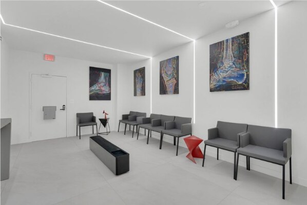 More Photos Of 909 NE 163rd St, North Miami Beach Medical For Sale