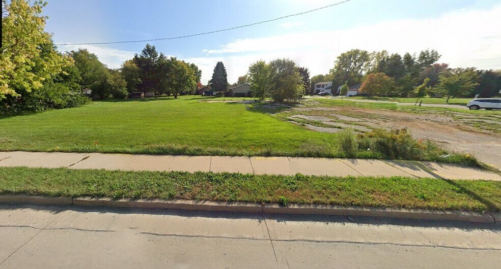 More Photos Of 5101 W Elm St, McHenry Land For Sale