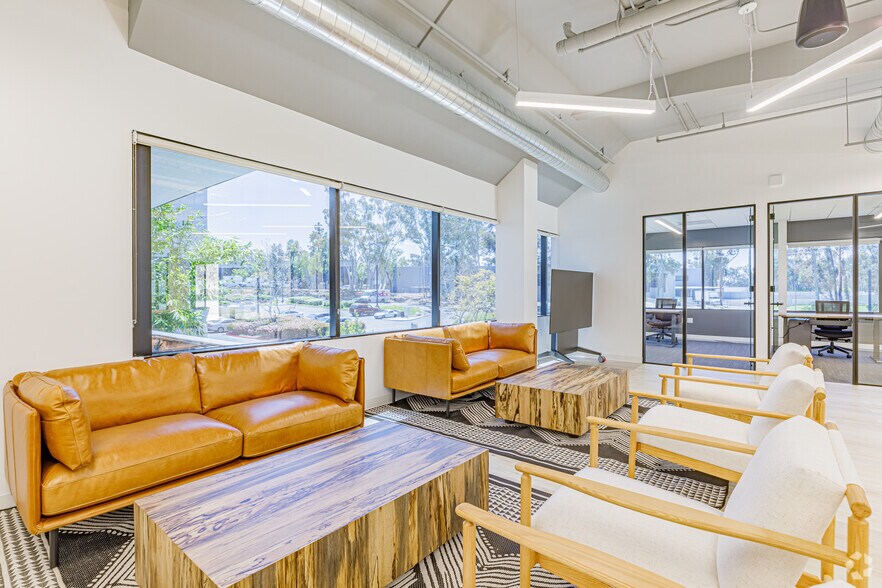 More Photos Of 10089 Willow Creek Rd, San Diego Coworking Space