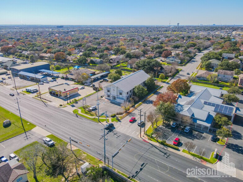 More Photos Of 11515 Toepperwein Rd, San Antonio Medical For Lease