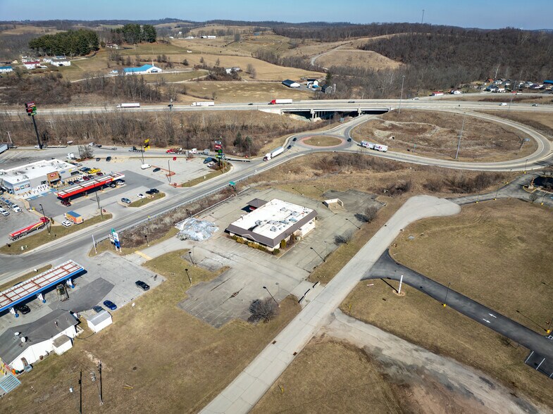 More Photos Of 206 Wilson Rd, Bentleyville Restaurant For Lease